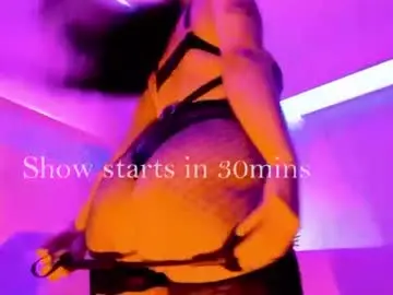 Chaturbate Nude Webcam of gloomydoll