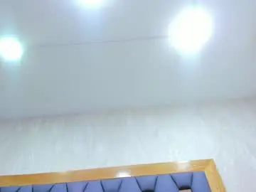 Chaturbate Sex Cam of juliette_pretty_
