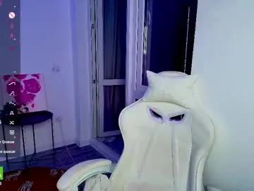 Chaturbate Adult Video Chat of arcticivy