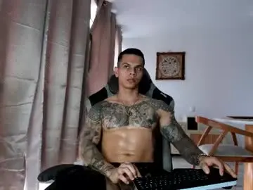 Chaturbate Live Sex Cam of arondark