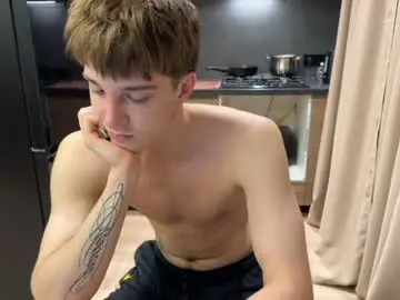 Chaturbate Live Sex of panda_b0y