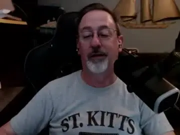 Chaturbate Live Sex Cam of monty1071