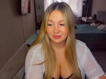 Chaturbate Adult Video Chat of sarahmils