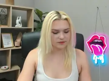 Chaturbate Live Sex Cam of lilysweetxo