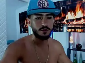 Chaturbate Free Porn Cam of david_johnson372