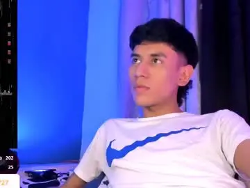 Chaturbate Live Porn of damien_howard
