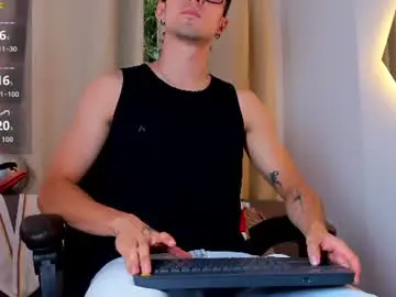 Chaturbate Free Live Porn of etham_wolf1