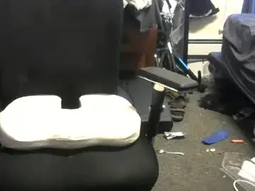Chaturbate Live Sex Cam of rubbersoulhole