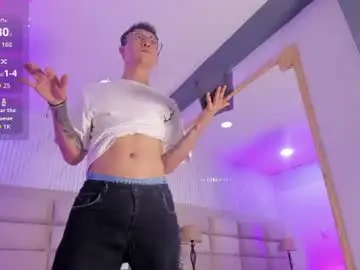 Chaturbate Best live sex cam show of diamondss_1