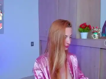 Chaturbate Live Sex Cam of emilywilliiss
