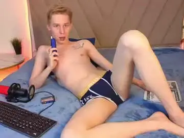 Chaturbate Live Sex Cam of toxicpassion