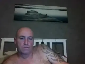 Chaturbate Live Sex Cam of naughty26636091