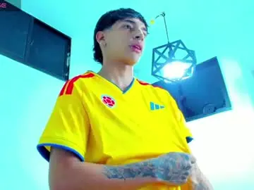 Chaturbate Sex Cam of kroywave