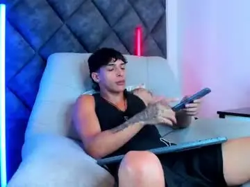 Chaturbate Watch Live Sex Cams of kroywave