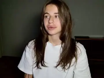Chaturbate Adult Webcams of lucyrait