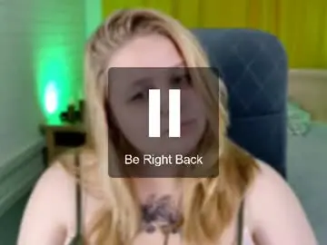 Chaturbate Live Sex Cam of sladadeew