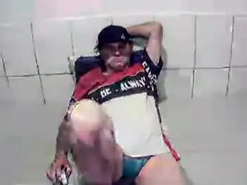 Chaturbate Sex Chat of augustopierdona26