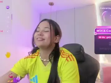 Chaturbate Free Porn Cam of isabella_florez22