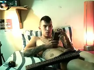 Chaturbate Sex Cam of yeisoncastellanos1999