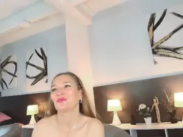 Chaturbate Sex Cam of jennamilf_