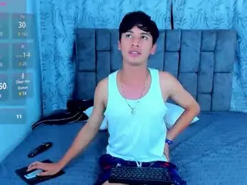 Chaturbate Live Sex Cam of ithan_kingtwin