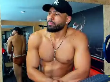 Chaturbate Free Porn Cam of logansimmons