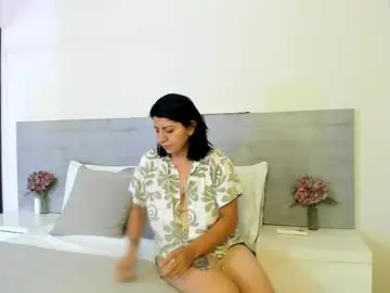 Chaturbate Nude Webcam of lyra_raven