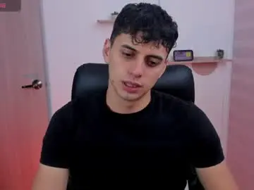 Chaturbate Live Sex Cam of markpotier