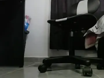 Chaturbate Adult Video Chat of keylie_saenz28