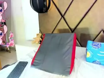 Chaturbate Free Live Porn of penelopeguzman__