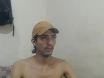 Chaturbate Live Sex of snackontime19