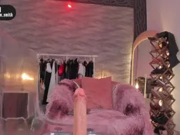 Chaturbate Watch Live Sex Cams of smi_samara
