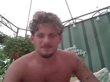 Chaturbate Nude Webcam of roberto_twink1