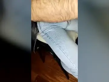 Chaturbate Free Porn Cam of martin_cba
