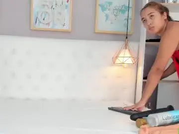 Chaturbate Live Sex Cam of vannia_smith_