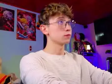 Chaturbate Best live sex cam show of hi_tommy