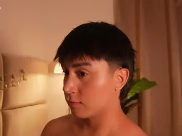 Chaturbate Free Porn Cam of enyollbloss