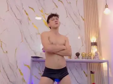 Chaturbate Private Sex Chat of max_silver_