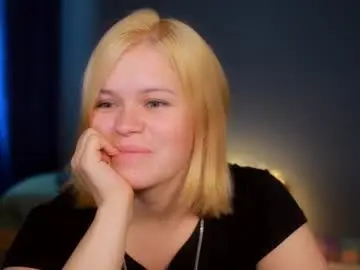 Chaturbate Live Sex Cam of valeri______