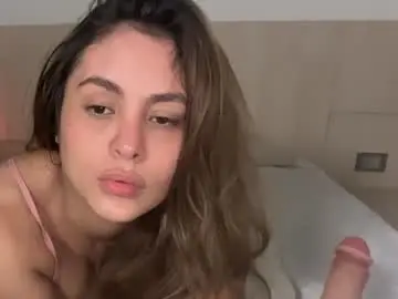 Chaturbate Watch Live Sex Cams of mia_ferrer777
