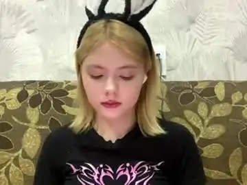 Chaturbate Free Porn Cam of richellearmentrout