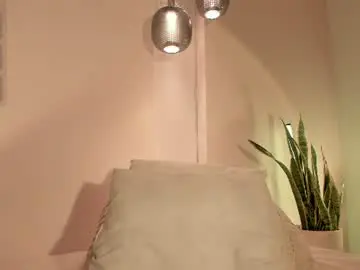 Chaturbate Sex Chat of angeline777