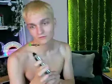 Chaturbate Live Sex Cam of john_lik