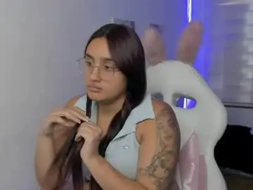 Chaturbate Best live sex cam show of caroline_rodriguez_9