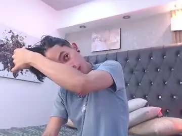 Chaturbate Sex Cam of danny__santoro