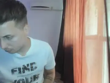 Chaturbate Best live sex cam show of dreamboy240