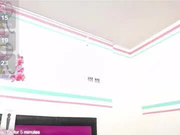 Chaturbate Live Sex Cam of mya_rouse