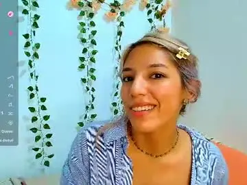 Chaturbate Best live sex cam show of petite_blossom4