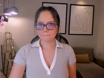Chaturbate Adult Webcam of ninamichelle_