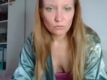 Chaturbate Sex Cam of candy_cougar82